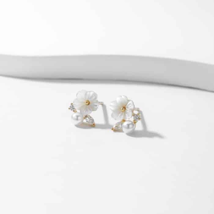 Eira Stud Earrings - Image 3